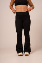 Calça Flare Zoe Black