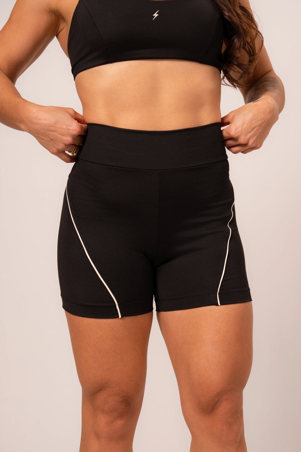 Short Bia Black