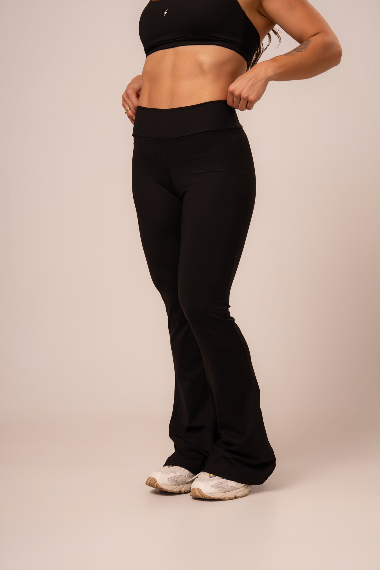 Calça Flare Zoe Black