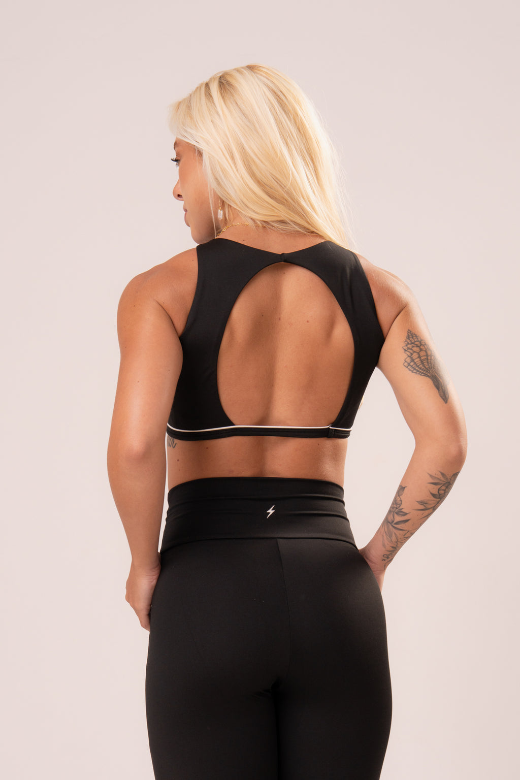 Top Mery Black