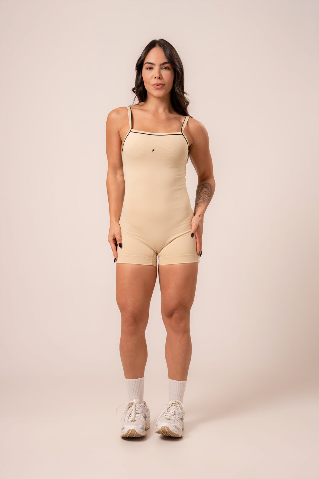 Macaquinho Joana Beige