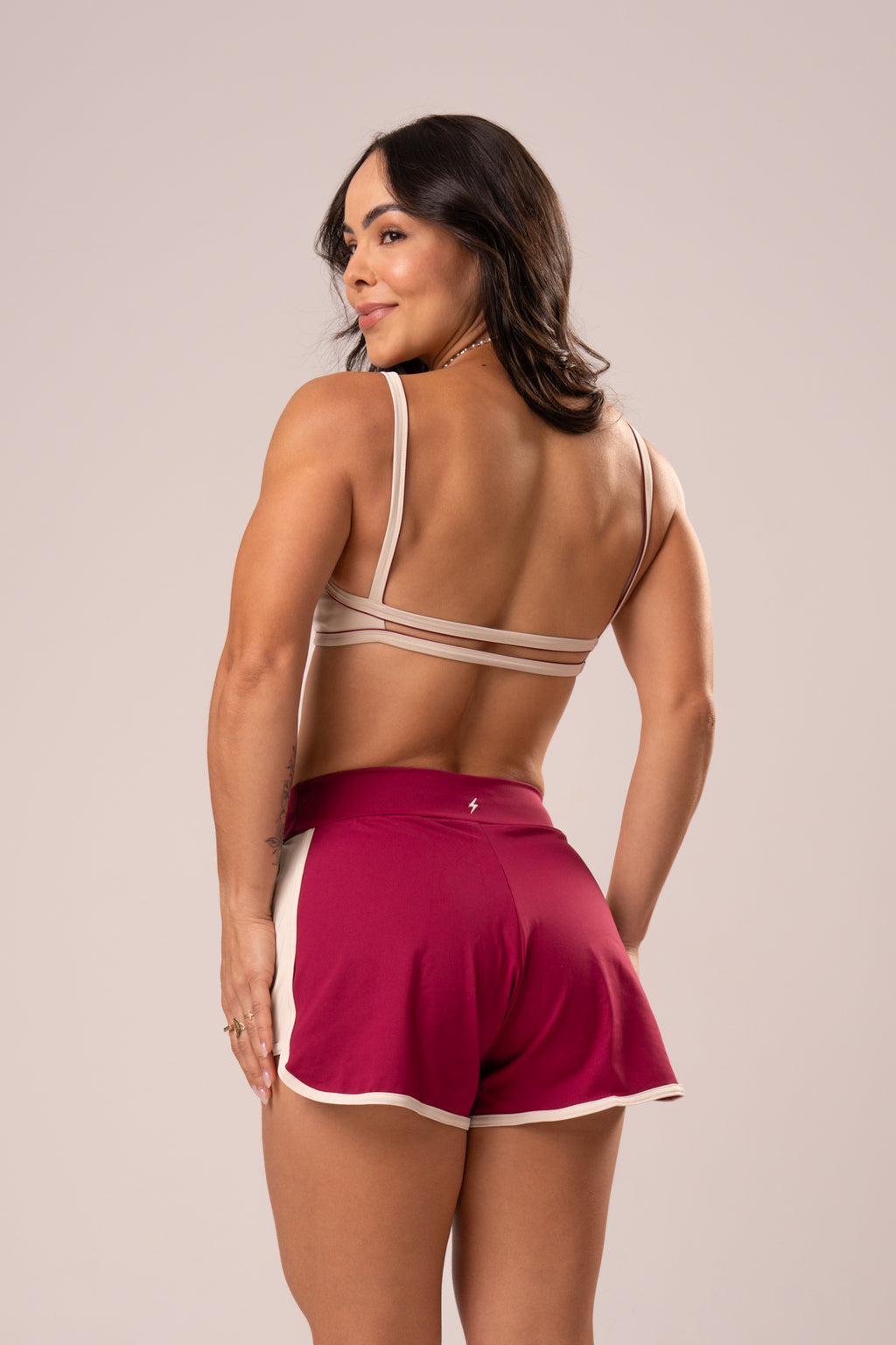 Short Nina Pitaya
