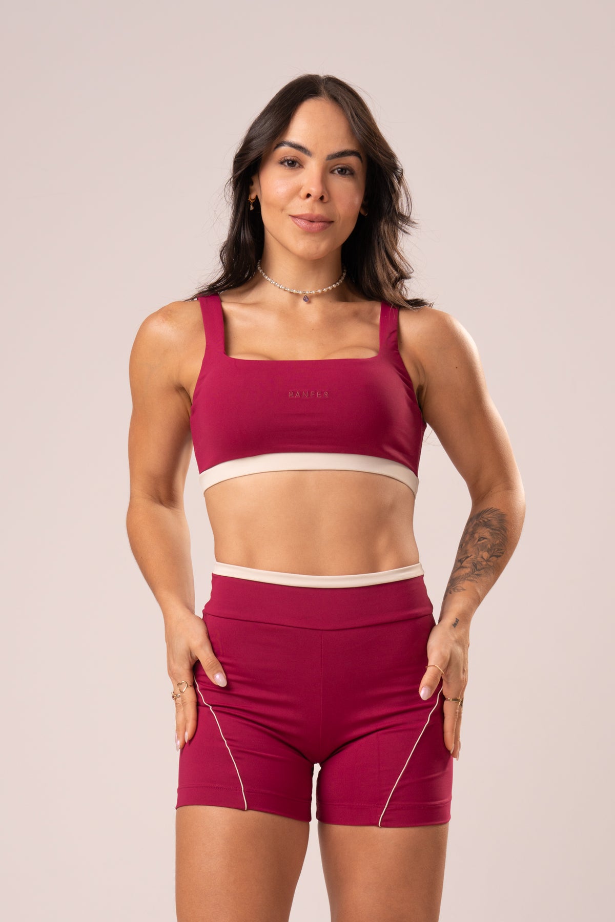 Short Lorena Pitaya