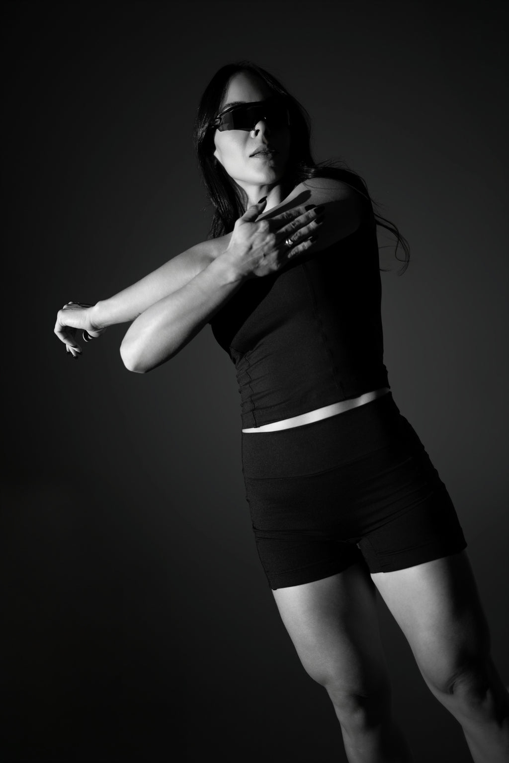 Short Hera Black