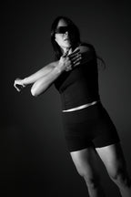 Short Hera Black