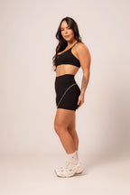 Top Helena Black