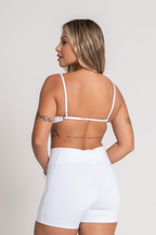 Short Lara White