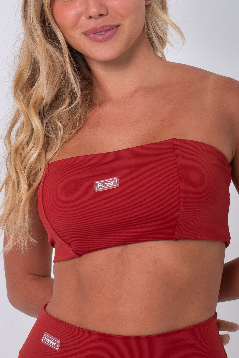 Top Camila Cherry