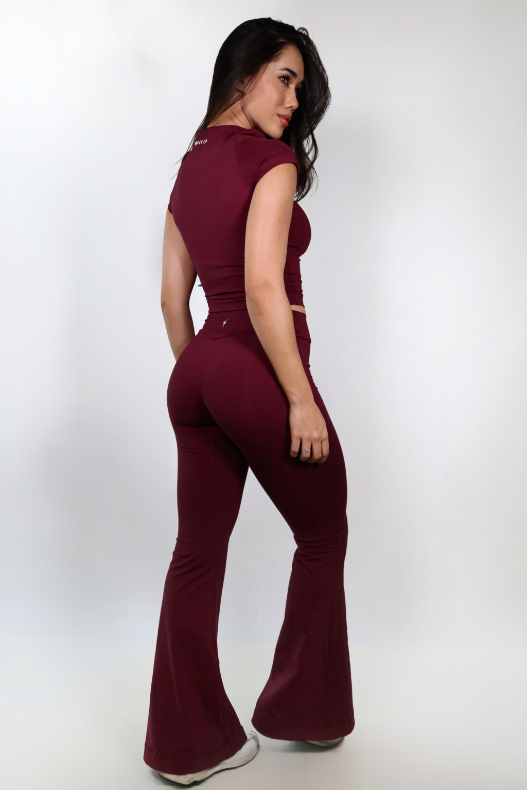 Calça Flare Zoe Wine