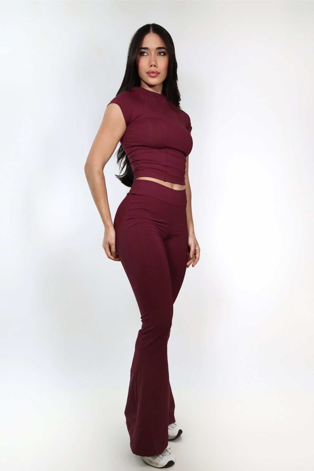 Calça Flare Zoe Wine